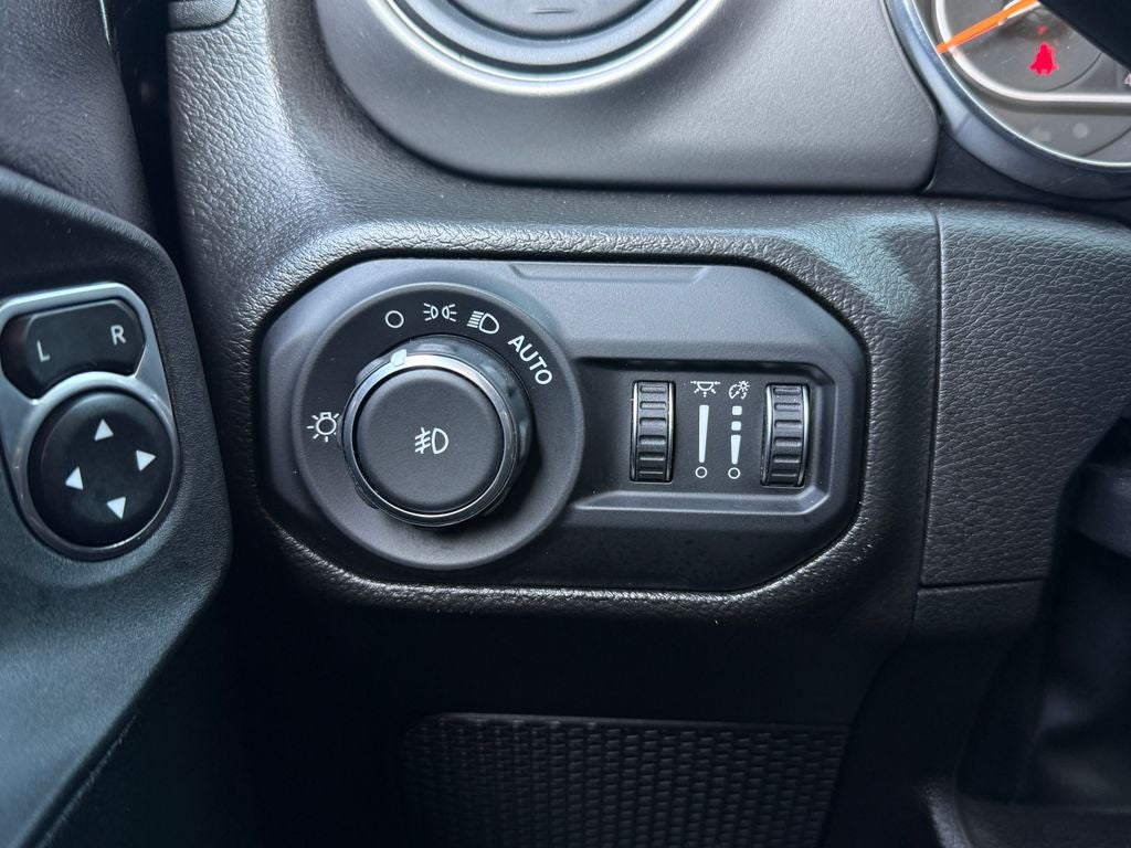 2022 Jeep Wrangler Sport S