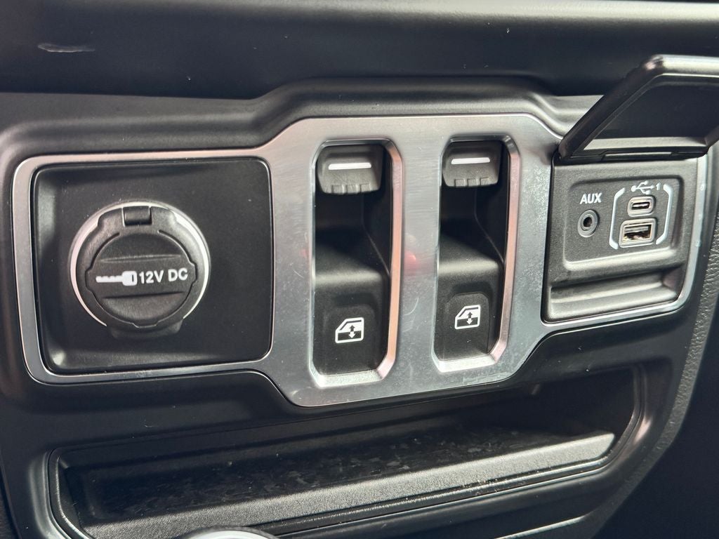 2022 Jeep Wrangler Sport S