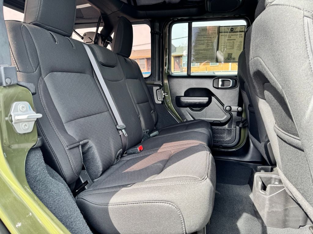 2022 Jeep Wrangler Unlimited Willys