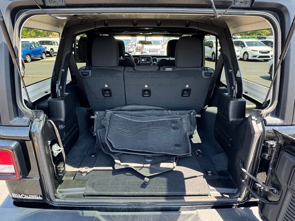 2022 Jeep Wrangler Unlimited Willys