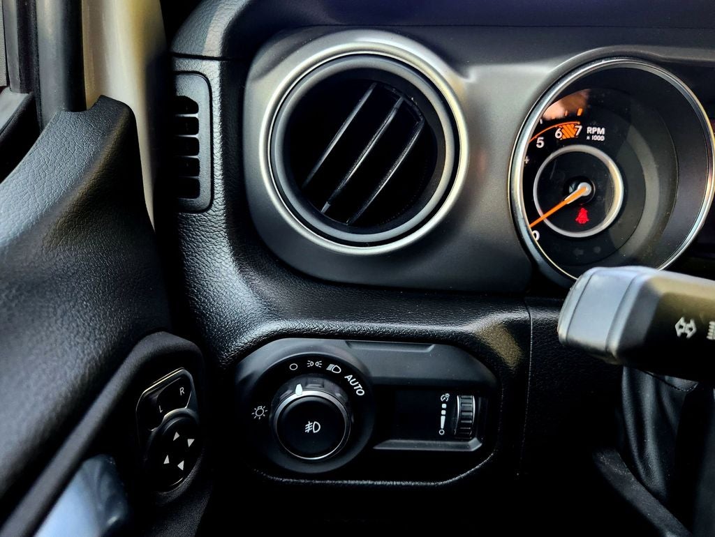 2023 Jeep Wrangler Willys