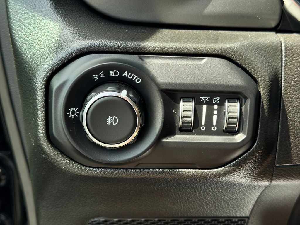 2022 Jeep Wrangler Unlimited Willys