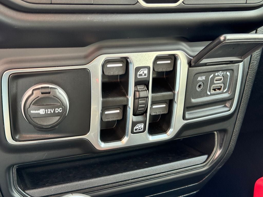 2023 Jeep Wrangler Altitude