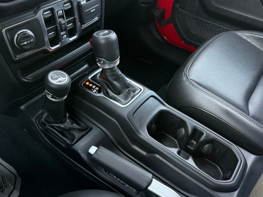 2022 Jeep Wrangler Unlimited Sahara Altitude