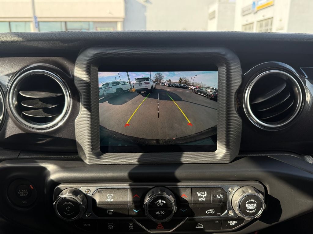 2022 Jeep Wrangler Unlimited Sahara Altitude