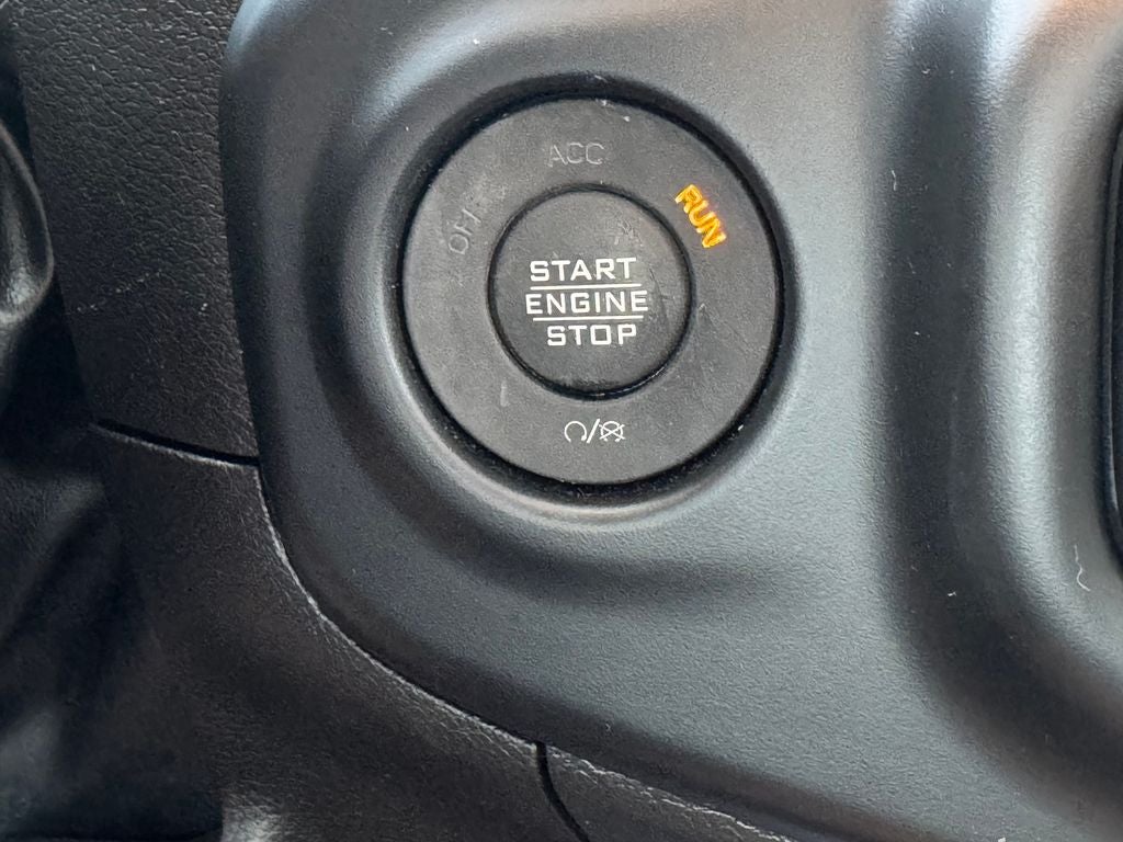 2023 Jeep Wrangler Altitude