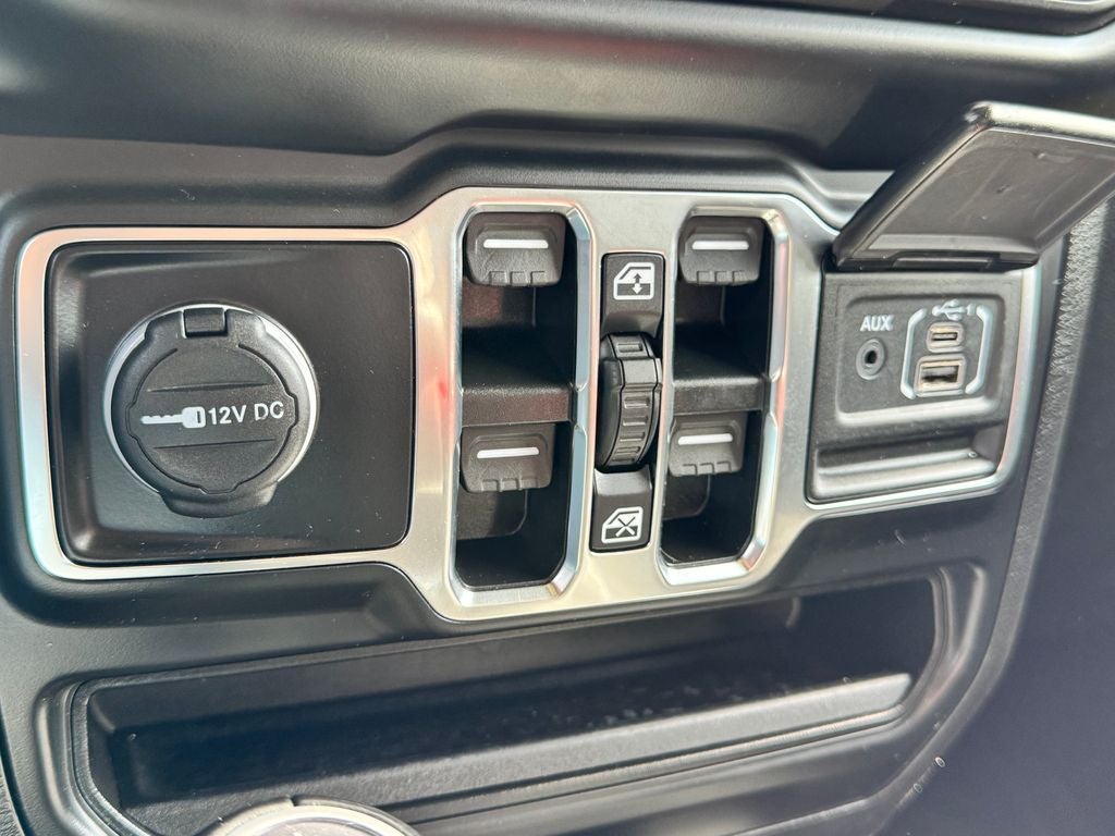 2023 Jeep Wrangler Altitude