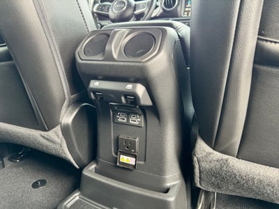 2023 Jeep Wrangler Altitude