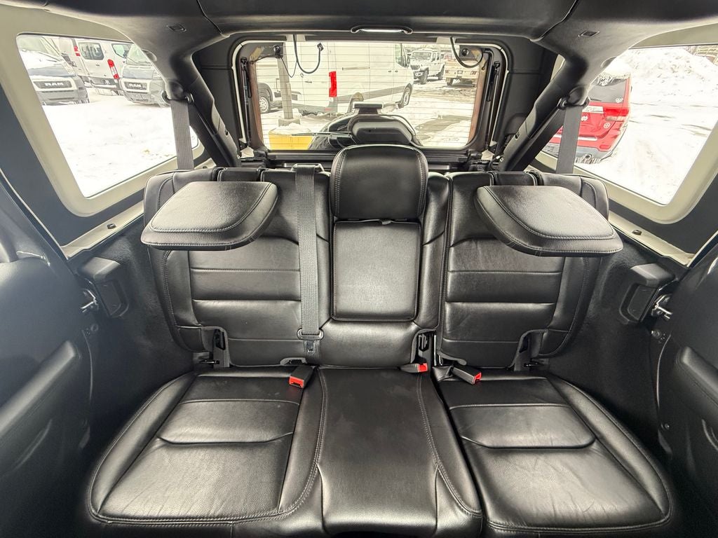 2021 Jeep Wrangler Unlimited Sahara Altitude