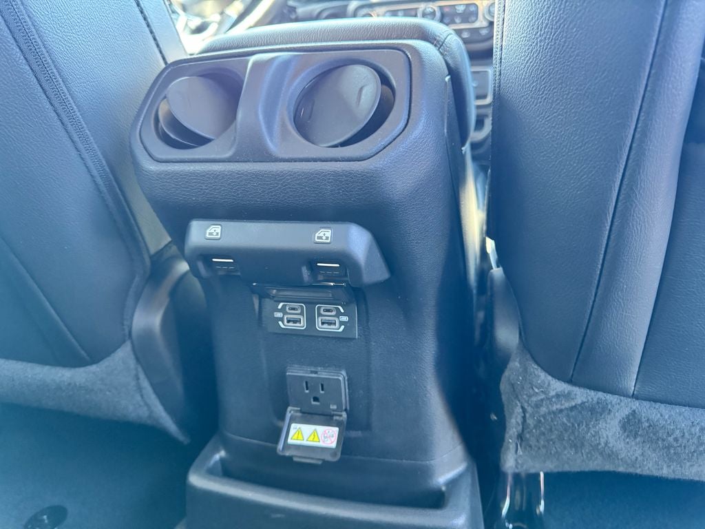 2022 Jeep Wrangler Unlimited Sahara High Altitude 4xe