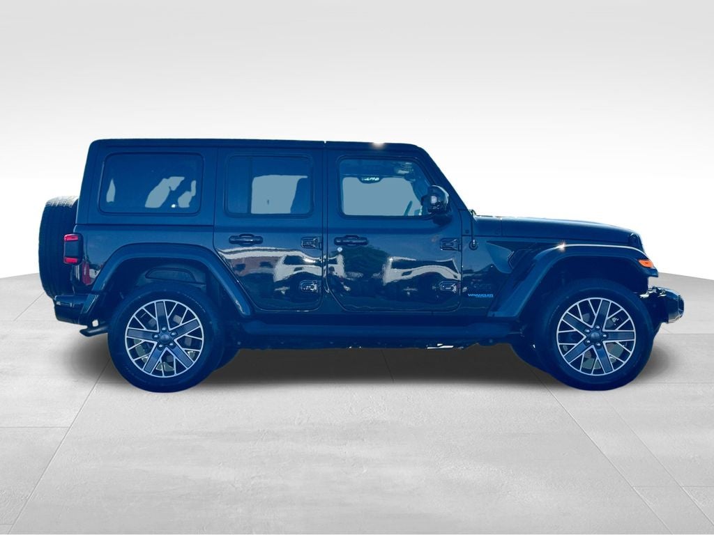 2022 Jeep Wrangler Unlimited Sahara High Altitude 4xe
