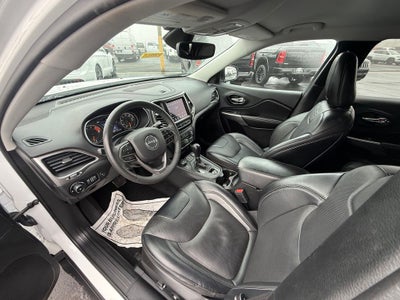 2022 Jeep Cherokee Latitude Lux