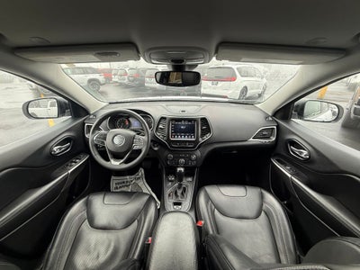2022 Jeep Cherokee Latitude Lux