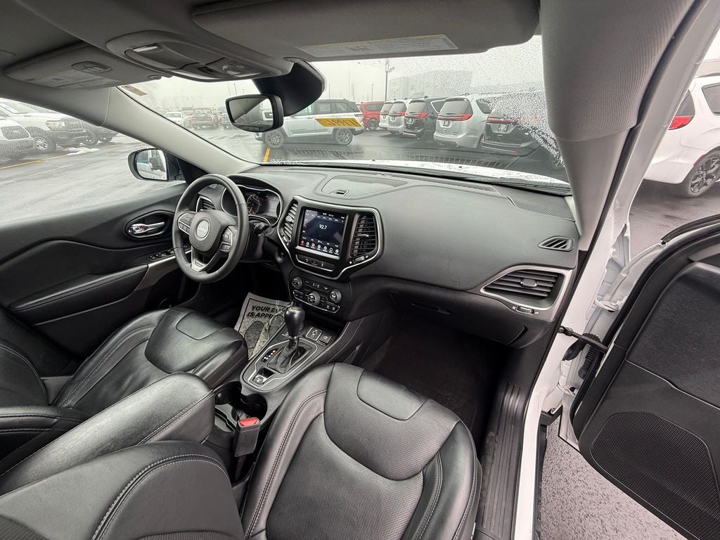 2022 Jeep Cherokee Latitude Lux