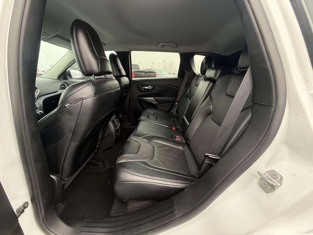 2022 Jeep Cherokee Latitude Lux