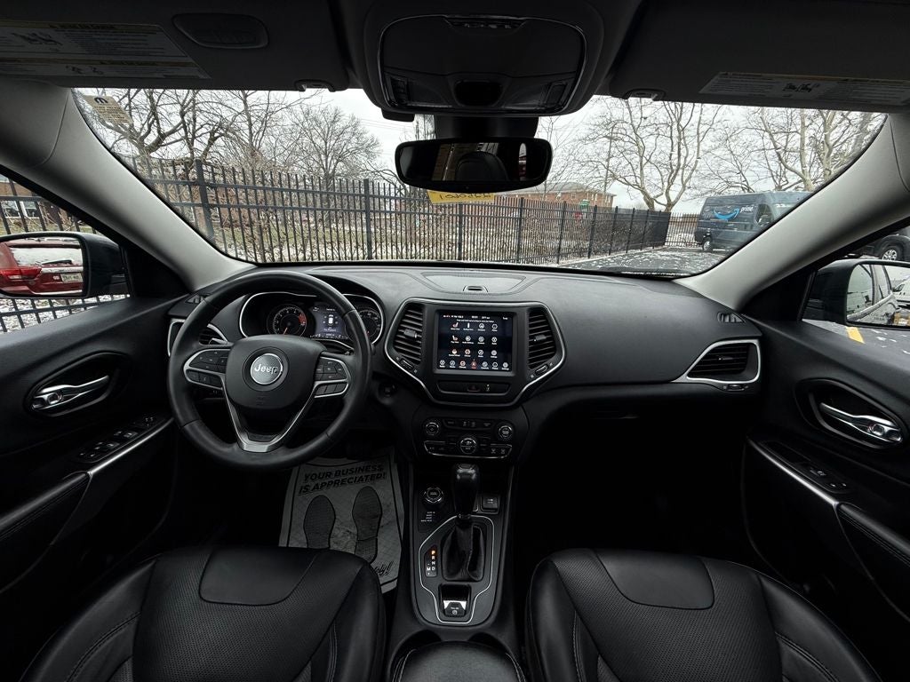 2022 Jeep Cherokee Latitude Lux