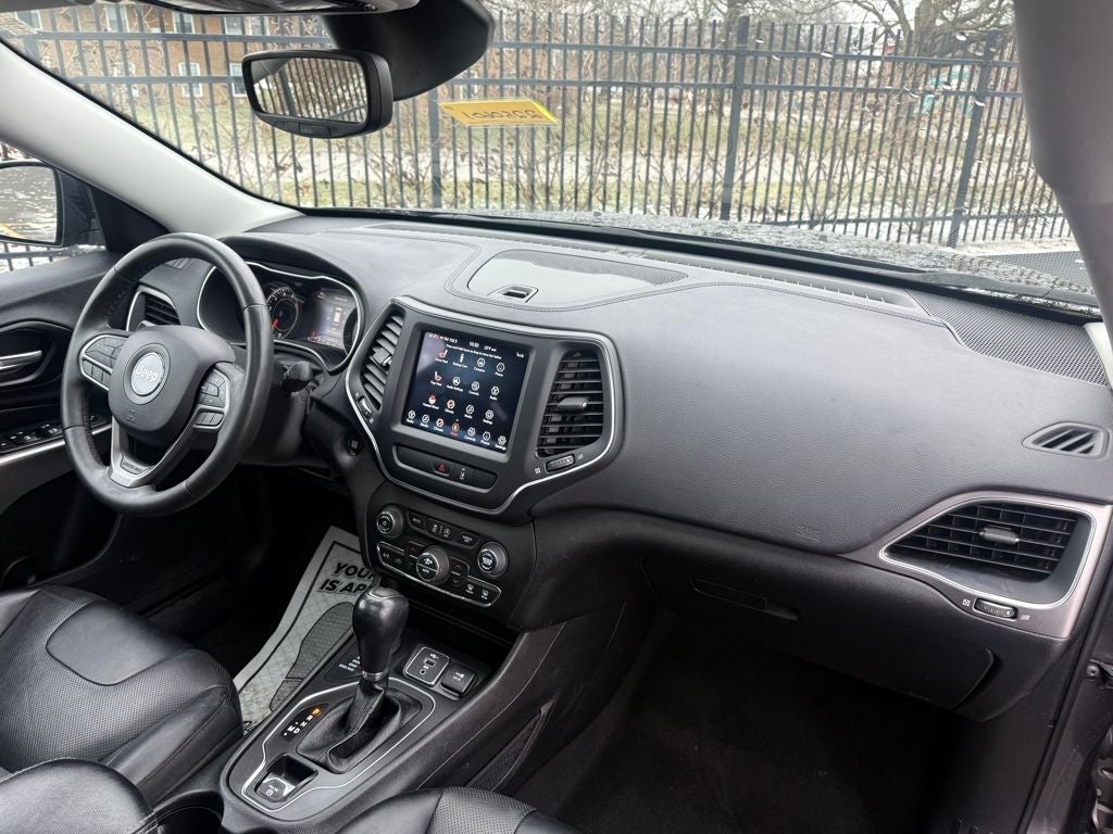 2022 Jeep Cherokee Latitude Lux