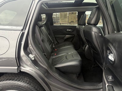 2022 Jeep Cherokee Latitude Lux