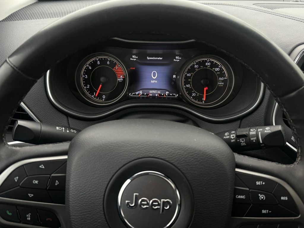 2022 Jeep Cherokee Latitude Lux