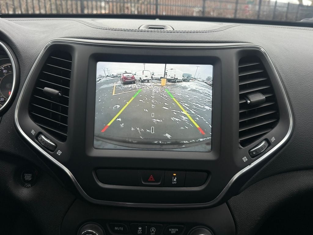 2022 Jeep Cherokee Latitude Lux