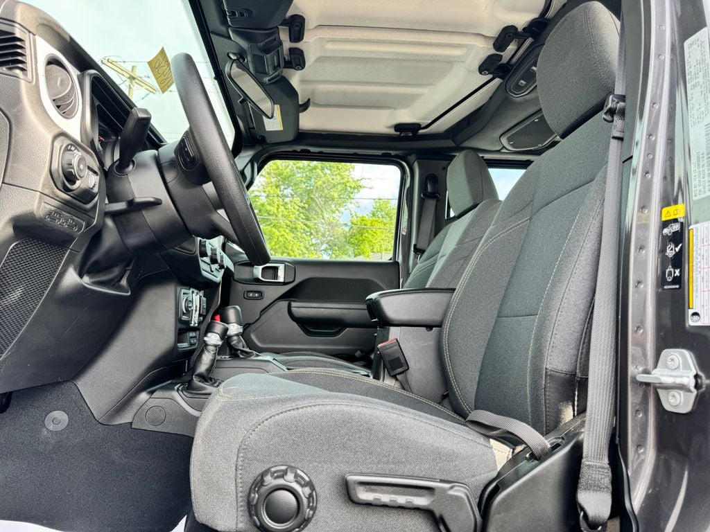 2025 Jeep Wrangler Sport