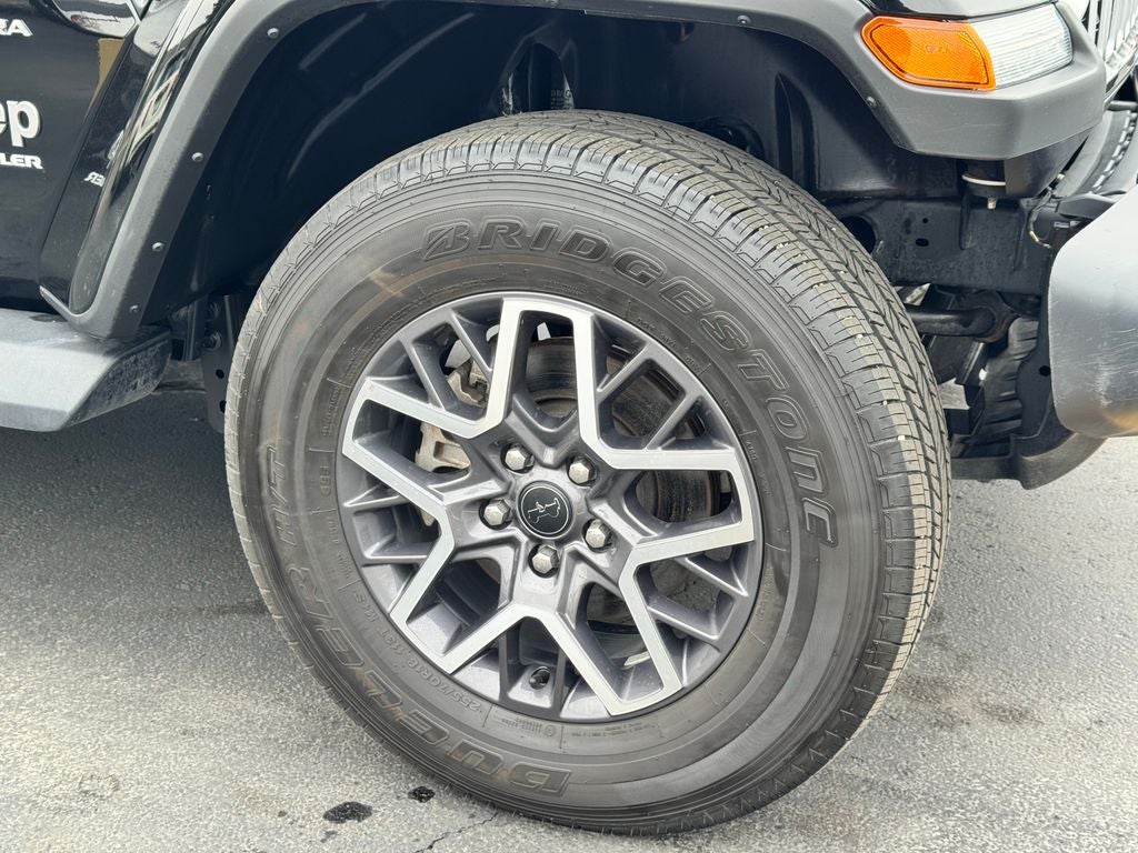 2024 Jeep Wrangler Sahara