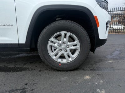 2025 Jeep Grand Cherokee Laredo