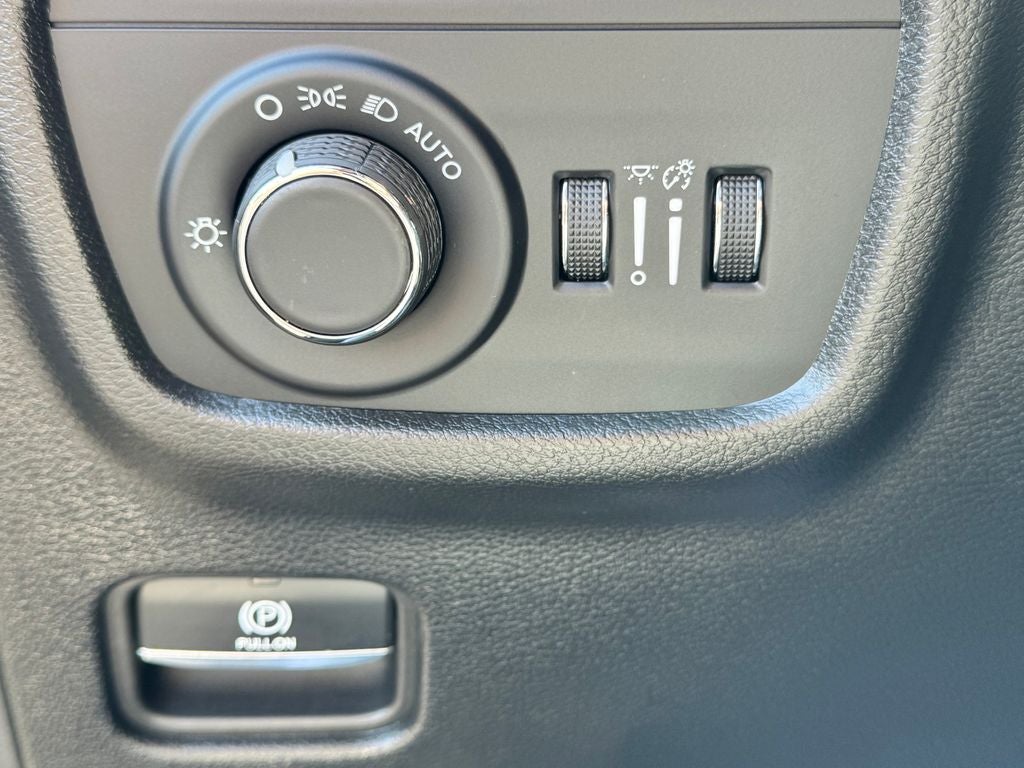 2024 Jeep Grand Cherokee Laredo X