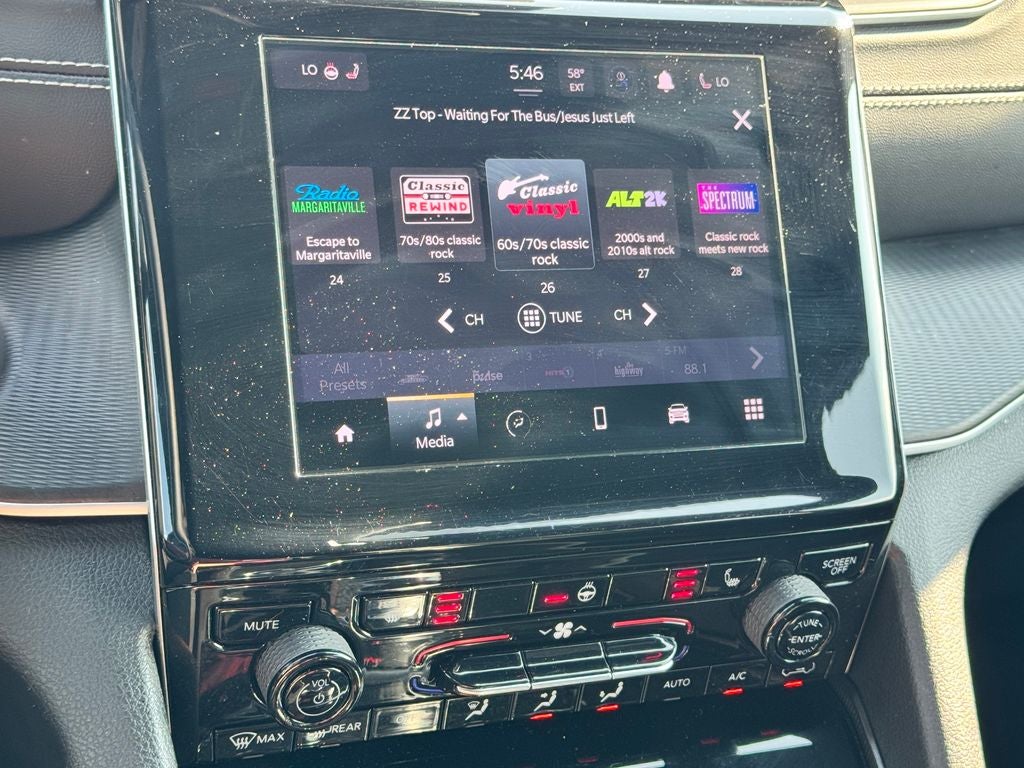 2024 Jeep Grand Cherokee Altitude