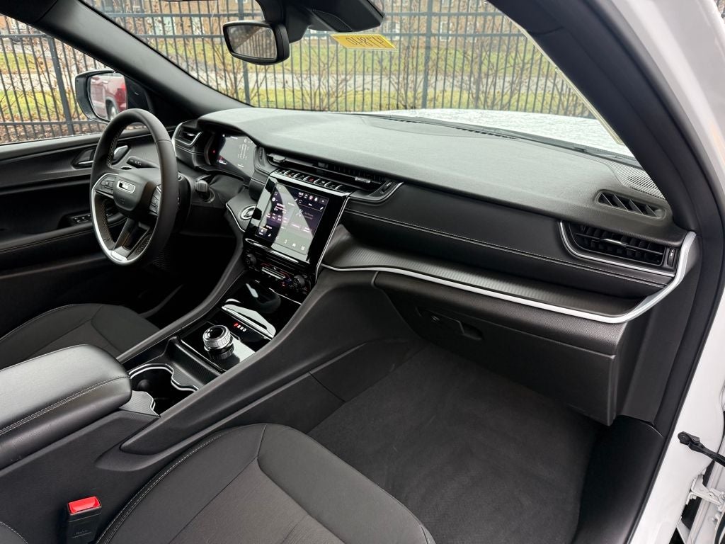 2024 Jeep Grand Cherokee Laredo X