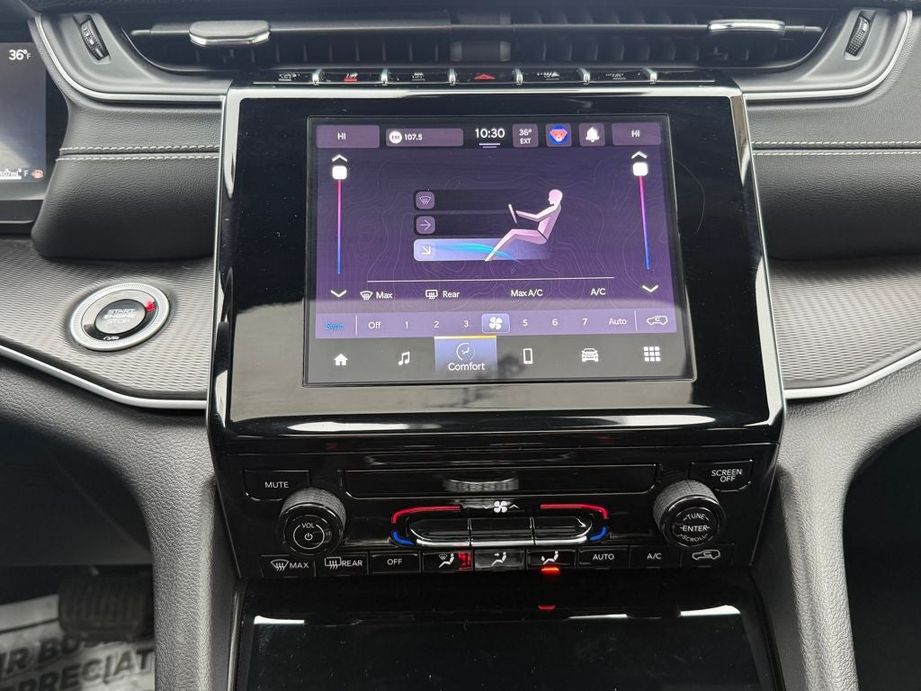 2024 Jeep Grand Cherokee Laredo X