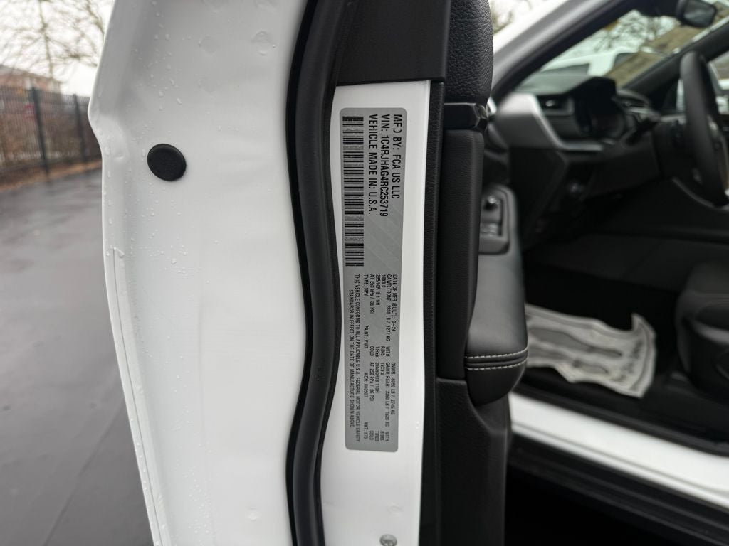 2024 Jeep Grand Cherokee Laredo X