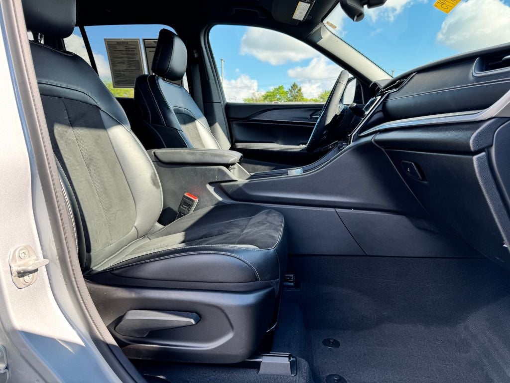2024 Jeep Grand Cherokee Altitude