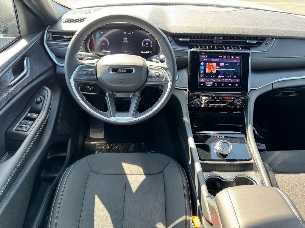 2026 Jeep Grand Cherokee Laredo X