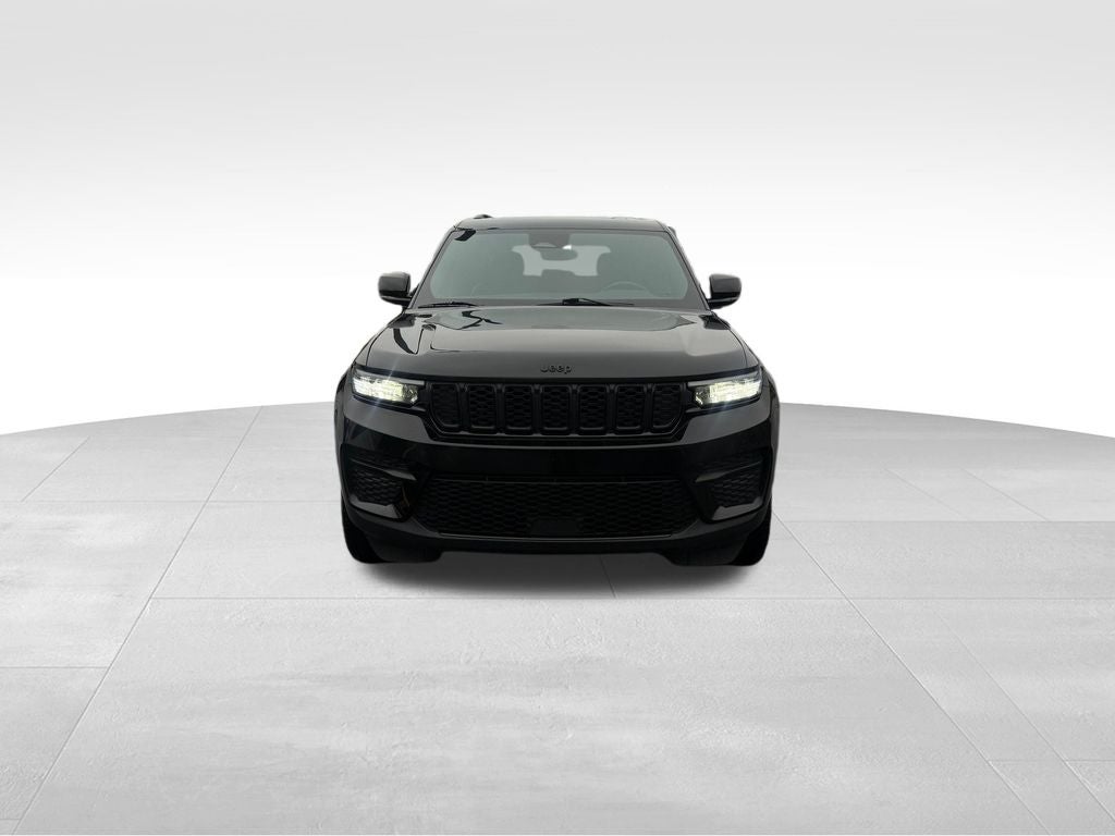 2022 Jeep Grand Cherokee Altitude