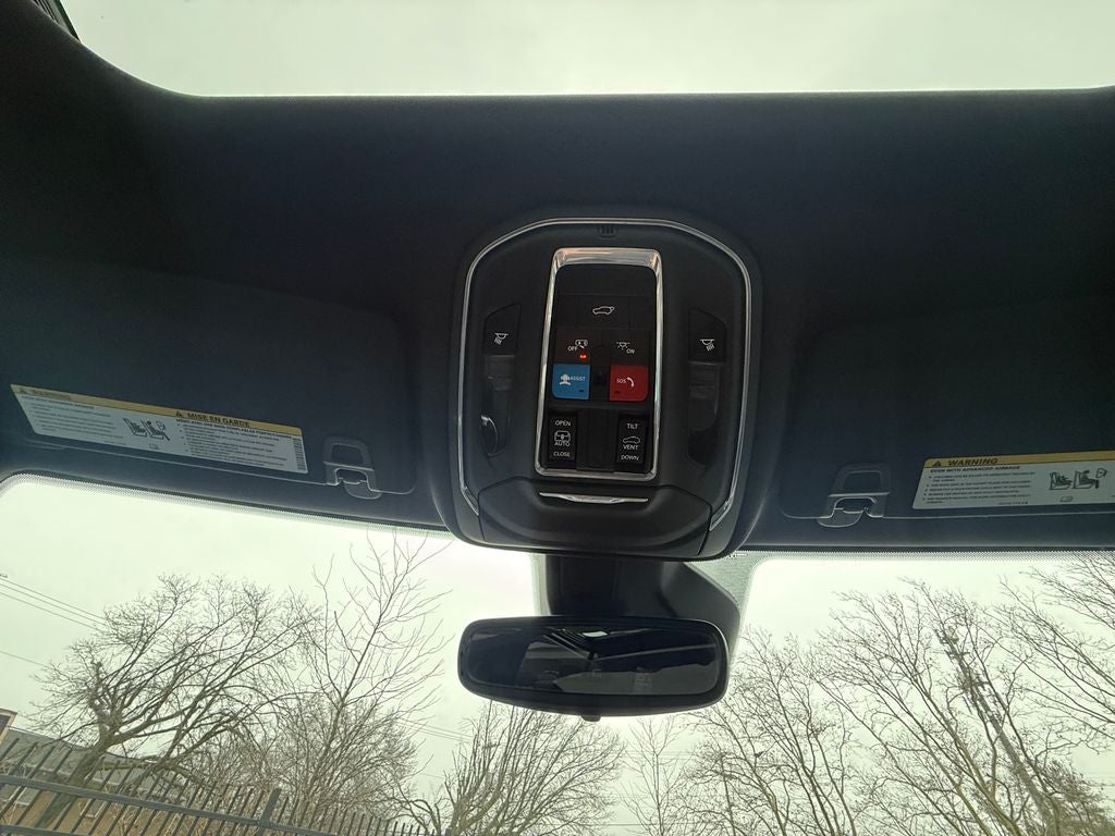 2022 Jeep Grand Cherokee Altitude