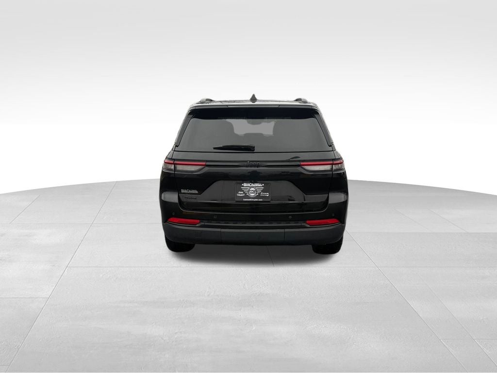 2022 Jeep Grand Cherokee Altitude