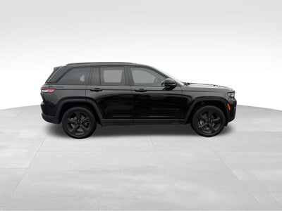 2022 Jeep Grand Cherokee Altitude