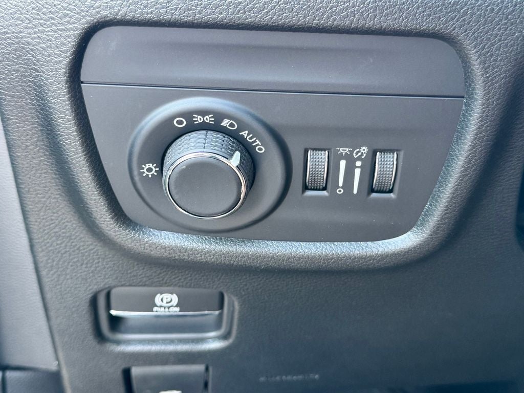 2026 Jeep Grand Cherokee Laredo X