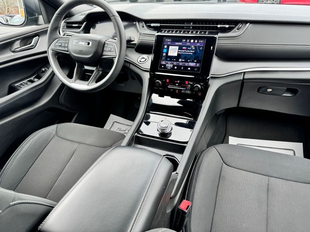 2024 Jeep Grand Cherokee Laredo