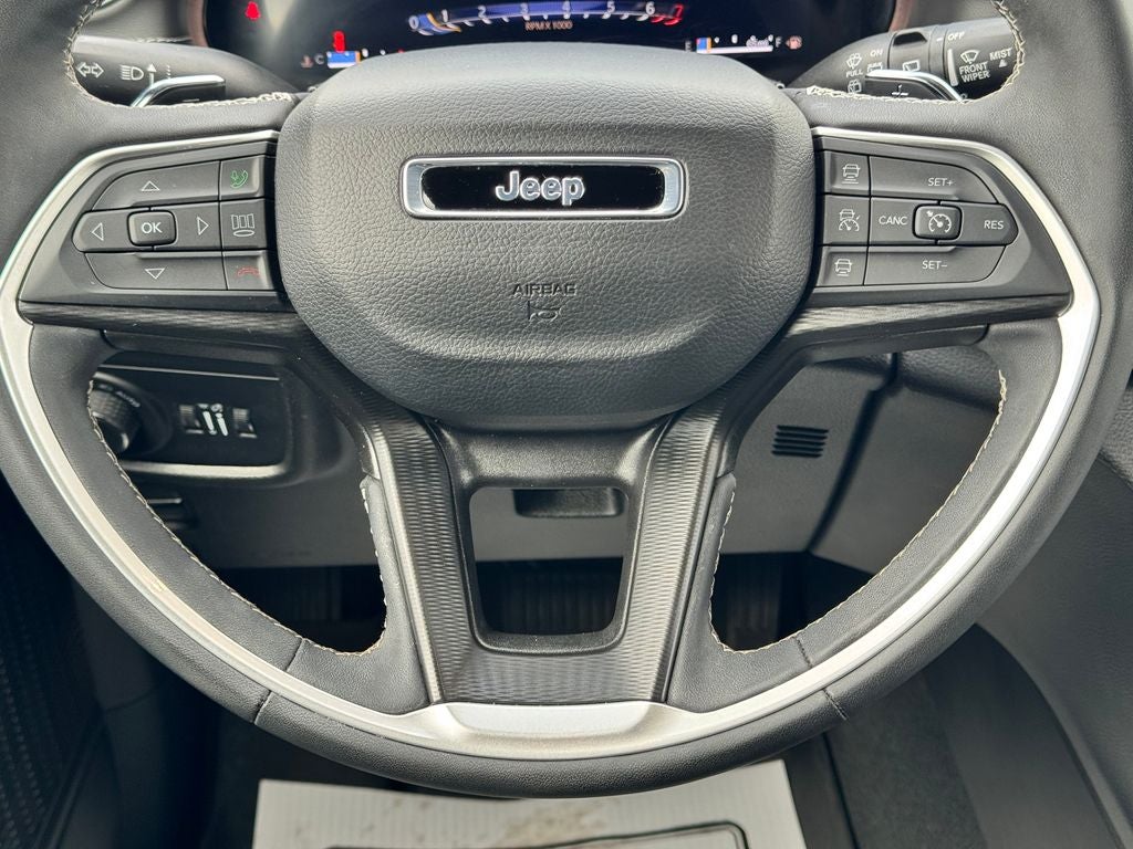 2024 Jeep Grand Cherokee Laredo
