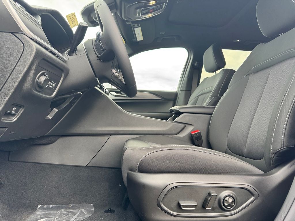 2026 Jeep Grand Cherokee Laredo X