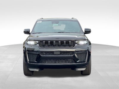 2027 Jeep Grand Cherokee Laredo Altitude