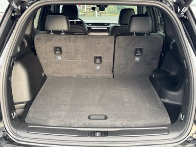 2027 Jeep Grand Cherokee Laredo Altitude