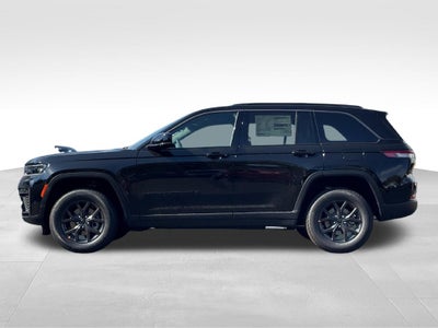 2027 Jeep Grand Cherokee Laredo Altitude