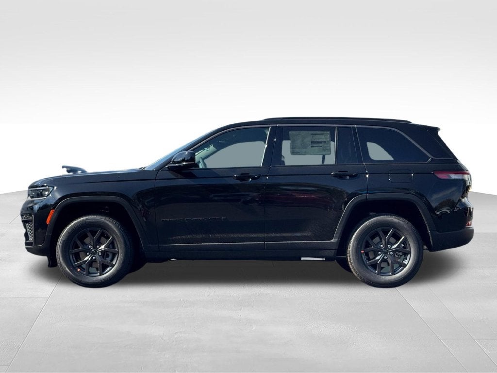 2027 Jeep Grand Cherokee Laredo Altitude