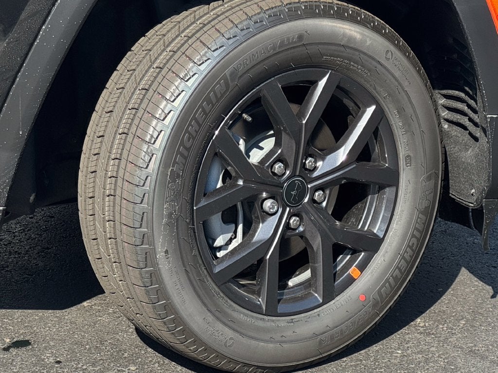 2027 Jeep Grand Cherokee Laredo Altitude