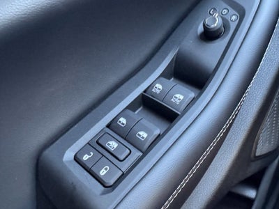 2027 Jeep Grand Cherokee Laredo Altitude