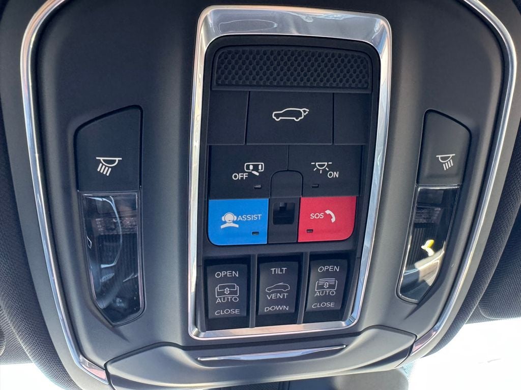 2027 Jeep Grand Cherokee Limited