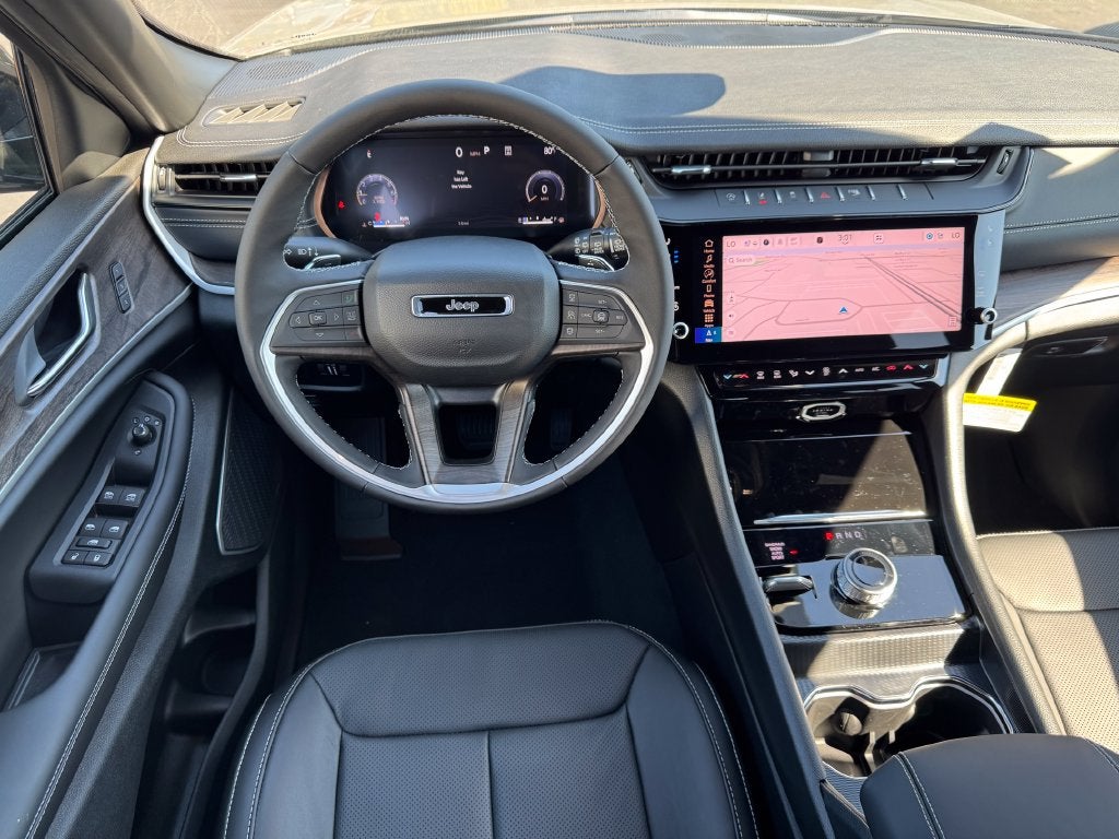 2027 Jeep Grand Cherokee Limited Reserve